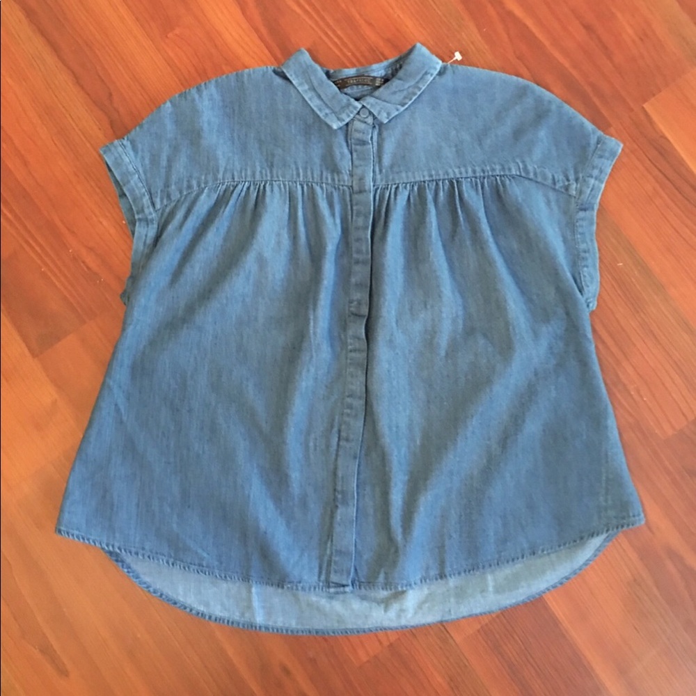 3 for $30- NWOT- Zara Trafaluc Denim Top Blouse